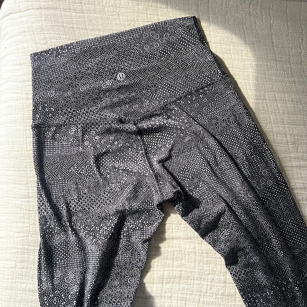 🔅 LULULEMON LEGGINGS 🔅